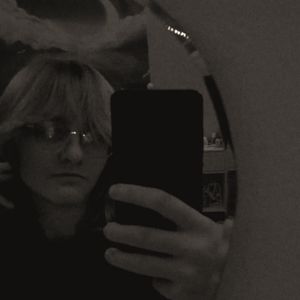 Meet your Posher, Nadia